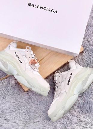 Кросівки в стилі balenciaga triple s кросівки жіночі баленсіага4 фото