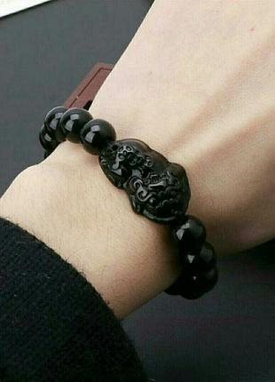 Обсидиановый натуральный браслет .