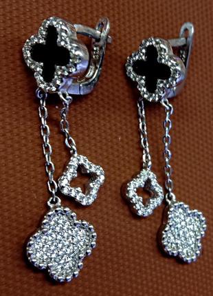 Срібні сережки зі вставками онікса і фіанітів