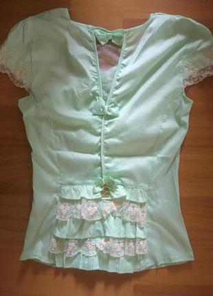 Блузка мятного цвета в идеальном состояни,