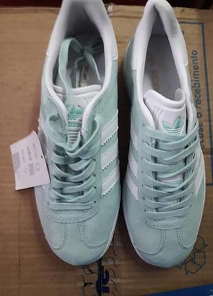 Женские кроссовки adidas gazelle