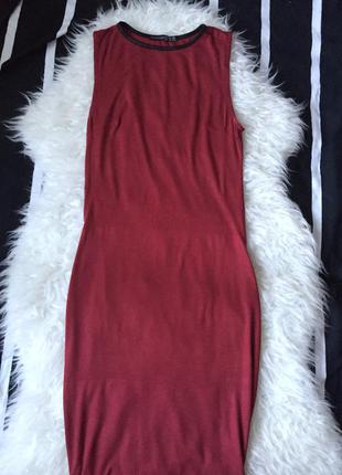 Актуальное миди платье