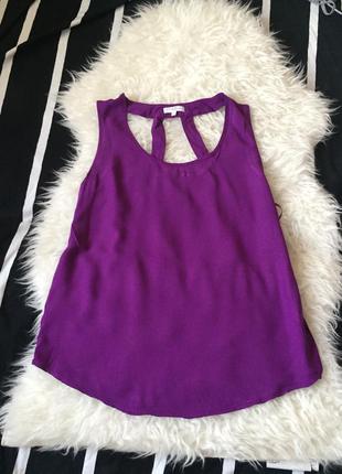 Майка з красивою спинкою