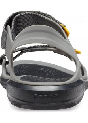 Крокс сандалі сірі унісекс crocs men's swiftwater expedition sandal, slate grey black9 фото