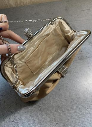 Женский бежевый клатч сумочку бант со съемной цепочкой6 фото