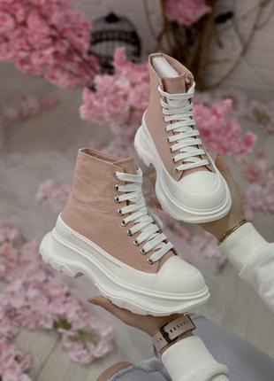 Жіночі черевики олександр маквін жіночі alexander mcqueen tread slick boots