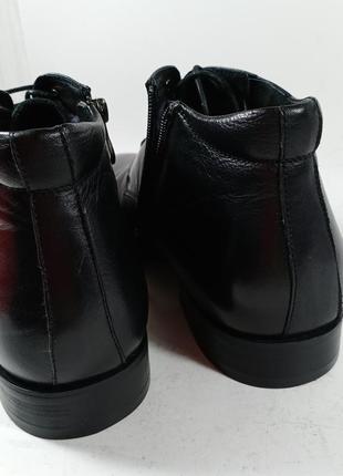 Классические кожаные ботинки с железной вставкой на носке. фирма futerini2565 фото