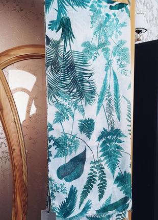 Ніжний шарф в красивий принт botanic