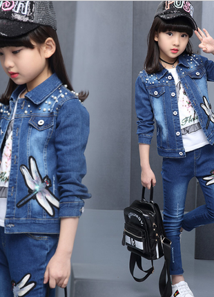Куртка и джинсы в комплекте наличие для девочек