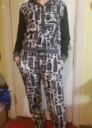 Флисовый комбинезон dkny original.
