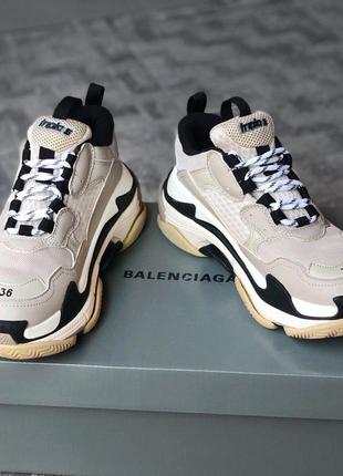 Кроссовки в стиле balenciaga triple s grey баленсиага кросівки чоловічі2 фото