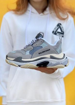 Кросівки в стилі balenciaga triple s grey white баленсіага кросівки чоловічі