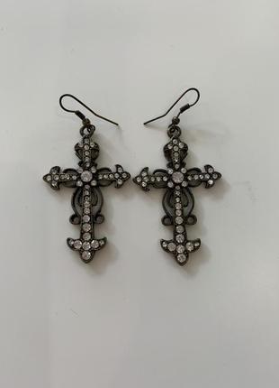 Вінтажні сережки у вигляді хрестів з камінням