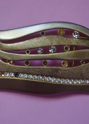 Оригінальна пряжка для пояса золотистого кольору