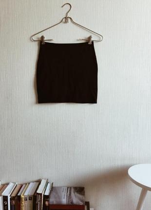 Чорна спідниця трикотажна divided
