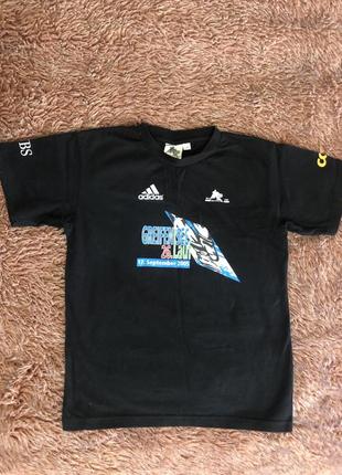 Класного якості футболка adidas