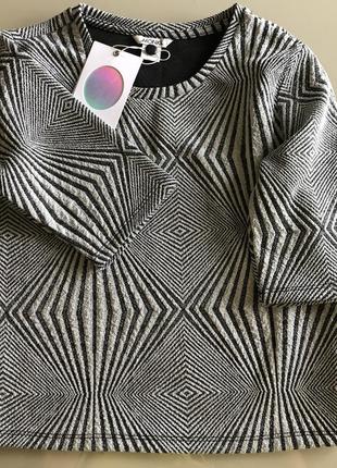 Стильний укорочений топ кроп-топ футболка з сріблястою ниткою3 фото