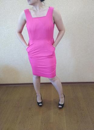 Платье -футляр