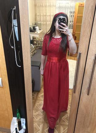 Довге плаття в підлогу червоне3 фото