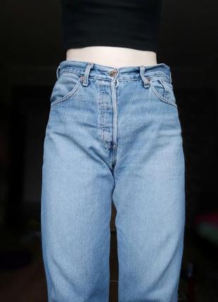 Джинсы levi's 582