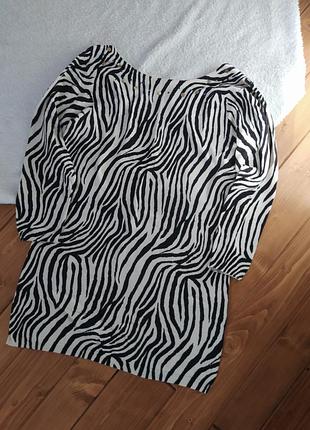 Класная подовжена  кофта в рубчик, зебра, туника