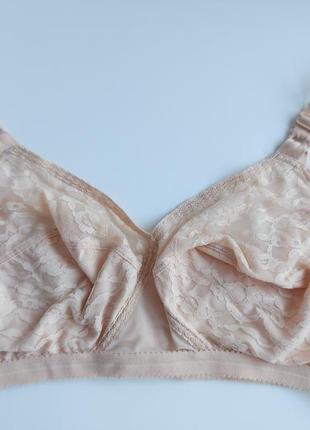 Бюстгальтер без косточек и паралона