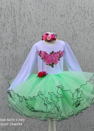 Платье весны наряд на 8марта салатовая юбка с фатина