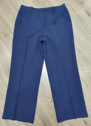 Классические свободные прямые синие брюки в полоску со стрелками3 фото