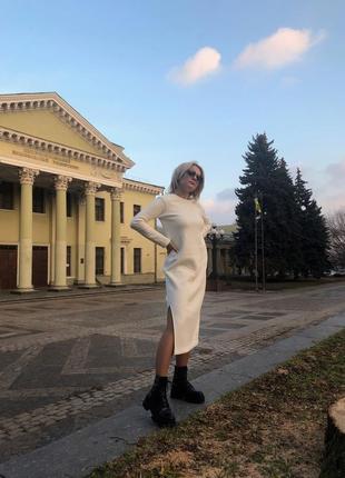 Тёплое и уютное платье