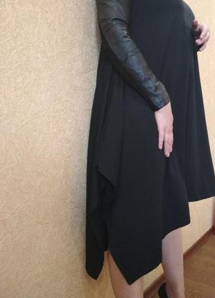 Асимитричное платье с кожаными рукавами7 фото