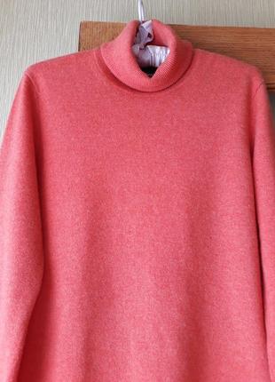 Кашемировый свитер кораллового цвета1 фото