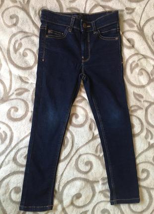Джынси для дівчинки 4-5 років , узкачи джинсі