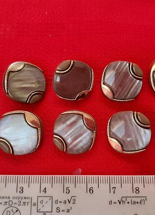Красиві гудзики-набір 10 шт. вінтаж
