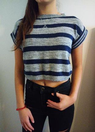 Качестненная кофточка р. s