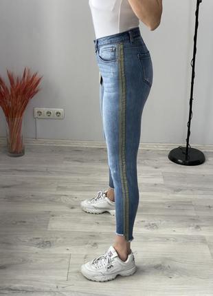 Джинси з лампасами kensie
