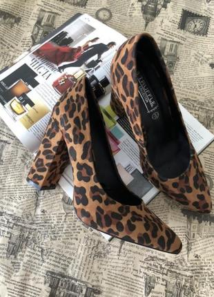 Туфлі леопардовий принт1 фото