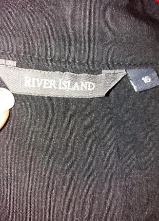 Платье с вышивкой стрейчевое бренда river island p.162 фото