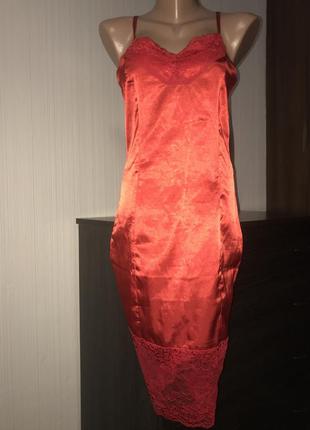 Красное миди сатиновое атласное платье бельевой стиль с кружевом1 фото