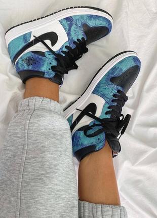 Женские стильные весенние кроссовки nike air jordan 1 tie dye10 фото