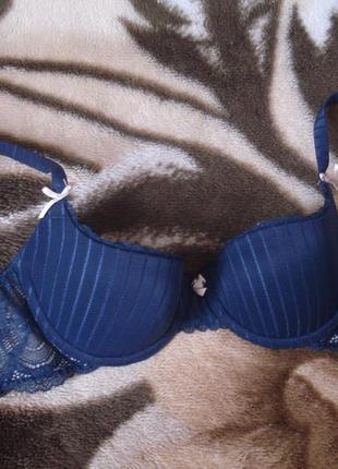 St.bernard-32b/70-85b- новый ,безумно красивый бюстгальтер, пуш ап