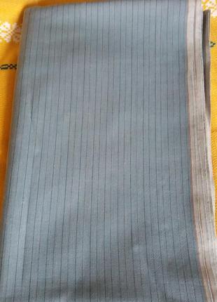 Відріз шматок радянської вовняної сірої блакитний в смужку тканини.