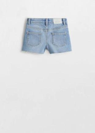 Модные брендовые джинсовые шорты для девочки mango (испания)4 фото