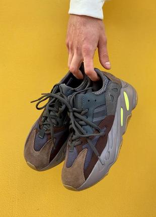 Кросівки adidas yeezy 700 wave runner адідас кросівки жіночі3 фото