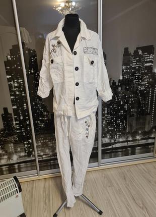 Костюм льон