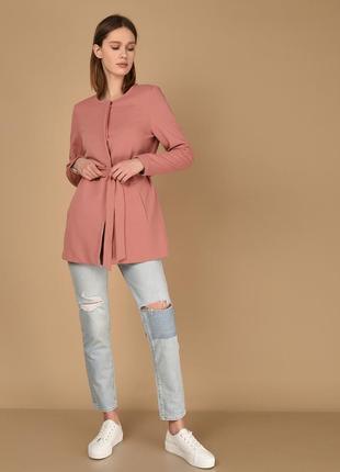 Розово-пудровое женское пальто vero moda