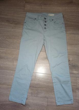 Укорочені брюки denim з німеччини розмір 36 євро