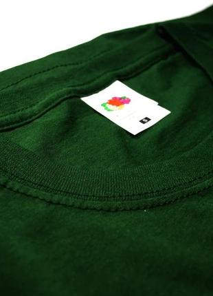 Темно зелена базова унісекс футболка оверсайз fruit of the loom4 фото