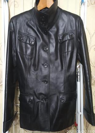 Кожаная женская куртка
