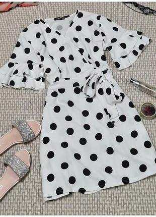 Белое платье boohoo в горох 3