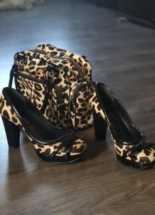 Туфли кожаные, леопардовые1 фото